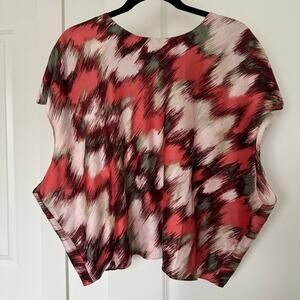 NWT! Banana Republic (XXL) Abstract Watercolor Printed Round Neck Blouse